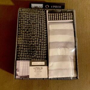 NEW Auburn Alley 4 Piece Bath Set - Gray and White